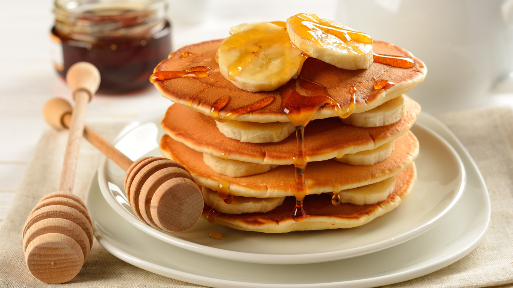 Fluffy vegan banana pancakes recipe featured image